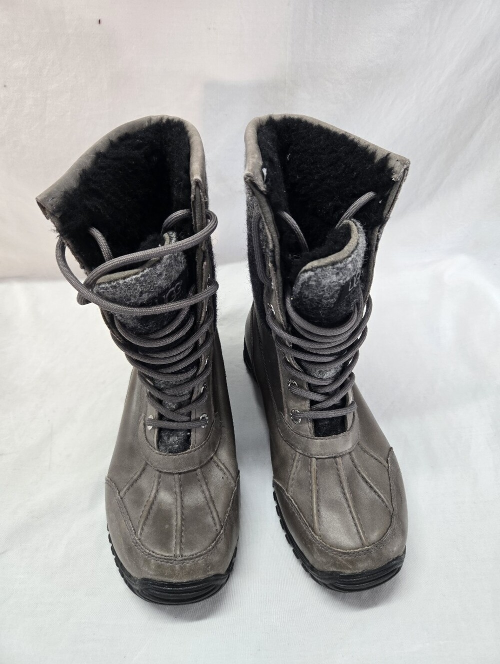Ugg Women's 6.5 Adirondack II Charcoal Color Snow Boots - Picture 3 of 8